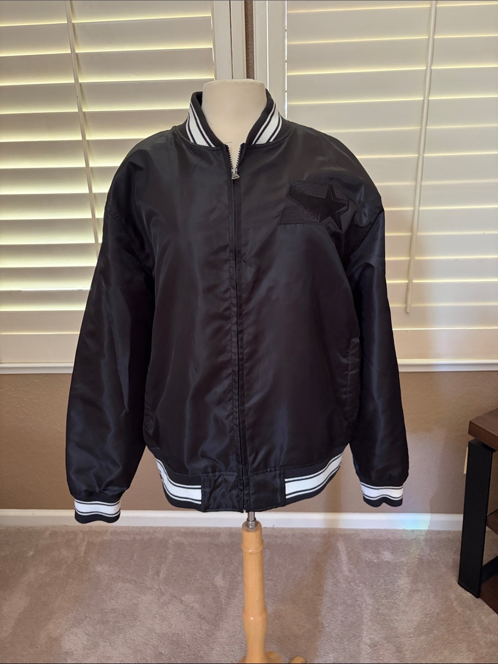 STARTER Men’s Black Bomber Jacket with Striped Rib Trim like new Size XL